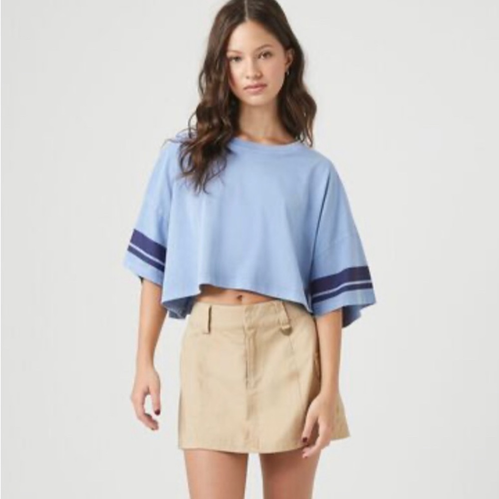 New with tags Forever21 stripped cropped t-shirt